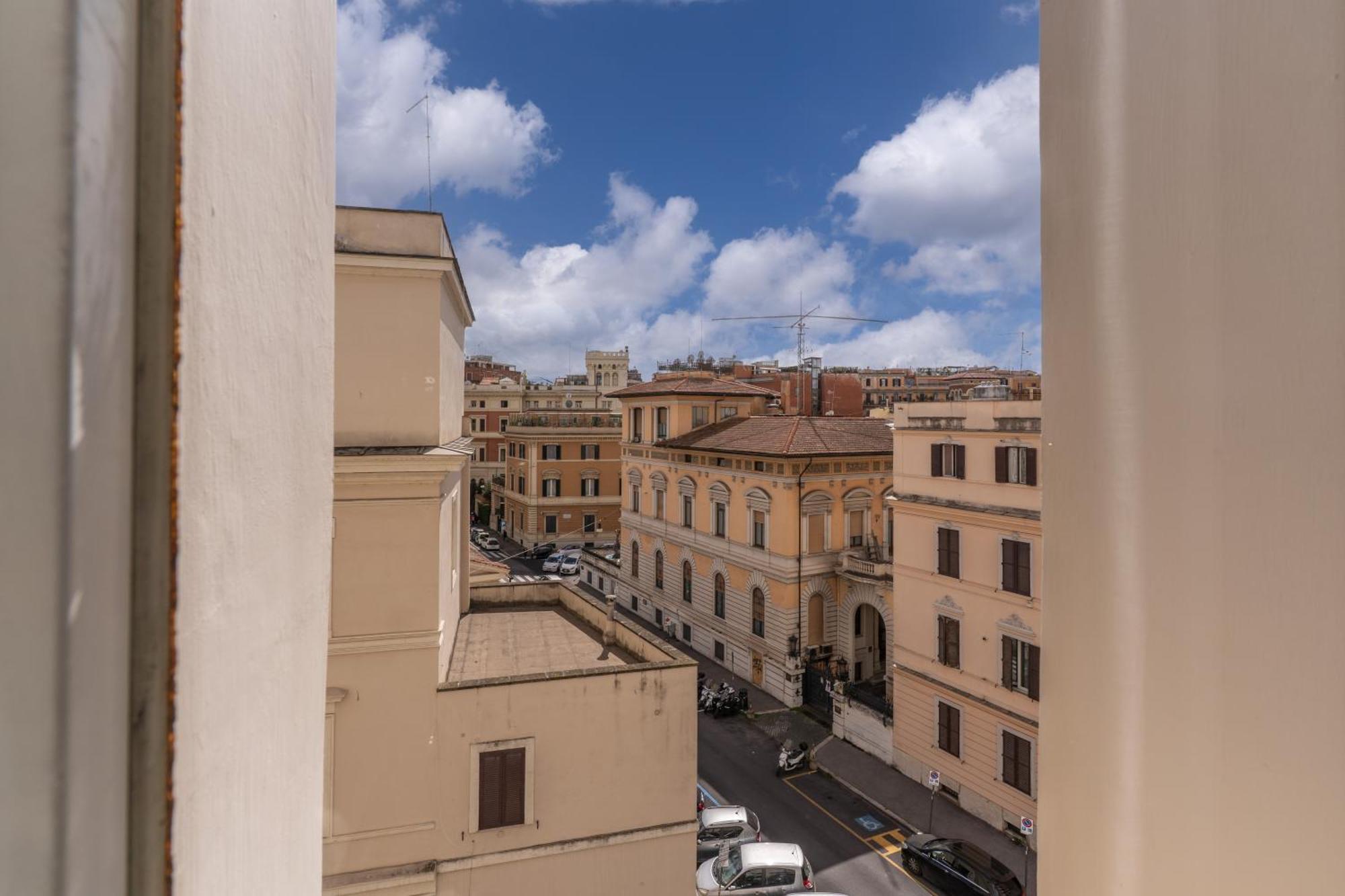 Boezio 6 Rooms By Roman Dreams — Photos 2